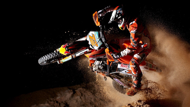 Dirt bike night dust track free wallpaper for desktop - medium preview image