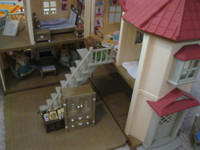 Dollhouse staircase bedroom secondstory architecture free wallpaper for desktop - medium preview image