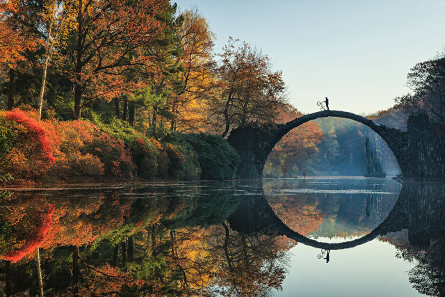 Bridge water trees autumn foliage free wallpaper for desktop - medium preview image