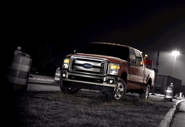 Red truck night road lights free wallpaper for desktop - medium preview image