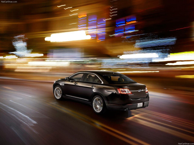 Car night street blurry lights free wallpaper for desktop - medium preview image