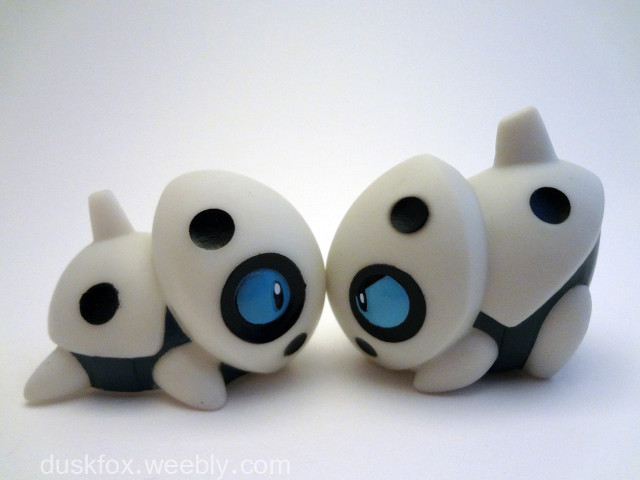 Toys white black blue eye free wallpaper for desktop - medium preview image