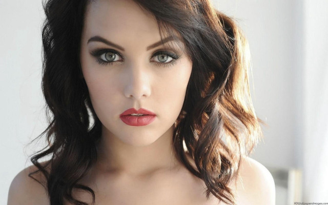 Gothic photorealistic woman redlips longhair free wallpaper for desktop - medium preview image