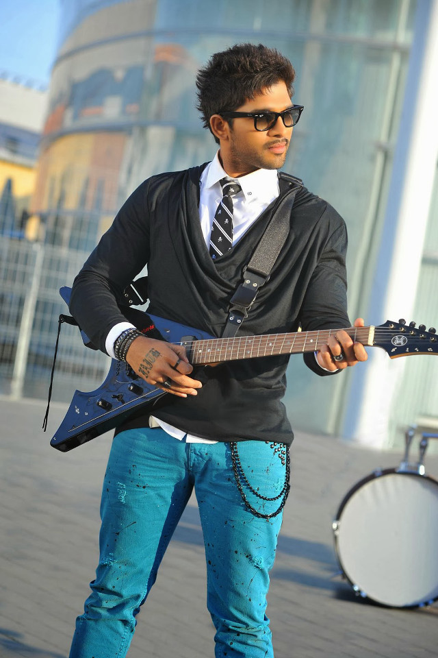 Man suit tie playing guitar free wallpaper for mobile - medium preview image