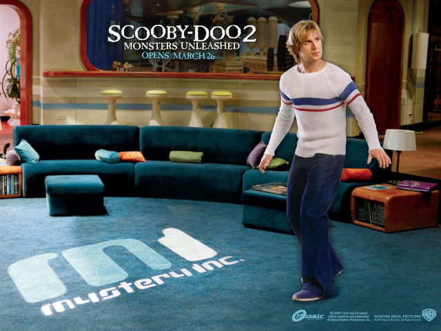 Woman living room couch television free wallpaper for desktop - medium preview image