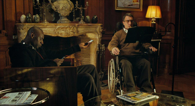 Man wheelchair talking living room free wallpaper for desktop - medium preview image