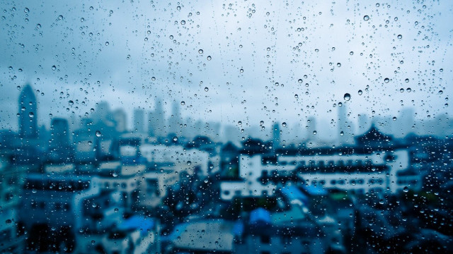 City view rain covered window free wallpaper for desktop - medium preview image
