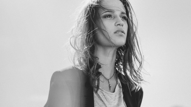 Woman longhair necklace sky wind free wallpaper for desktop - medium preview image