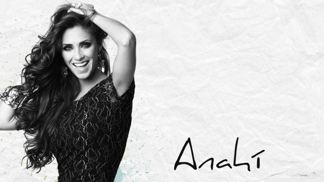 Aramenta dianthe vail smiling pose free wallpaper for desktop - medium preview image