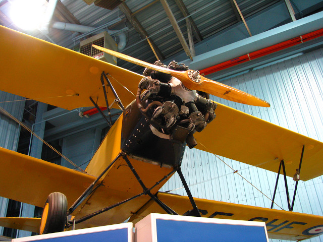 Yellow airplane wing hanger sky free wallpaper for desktop - medium preview image