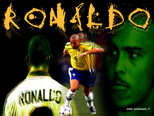 Man yellow shirt playing soccer free wallpaper for desktop - medium preview image