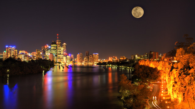City skyline night full moon #3 free wallpaper for desktop - medium preview image