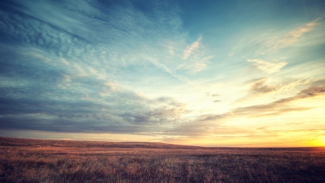 Field sunset clouds sky background free wallpaper for desktop - medium preview image