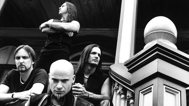 People balcony clock tower building free wallpaper for desktop - medium preview image