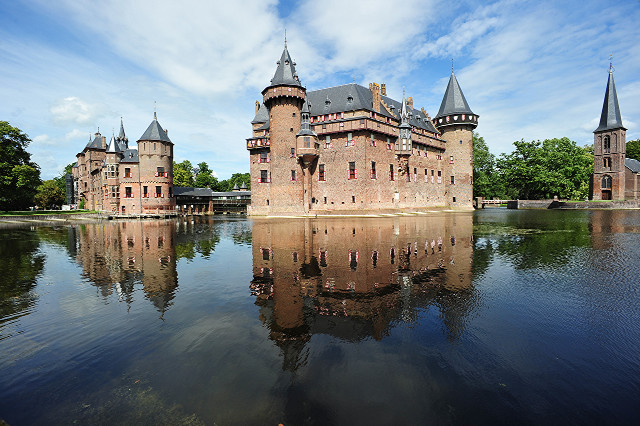 Castle towers water edge trees free wallpaper for desktop - medium preview image