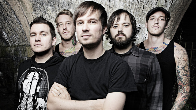 Men group tree trunk arms free wallpaper for desktop - medium preview image