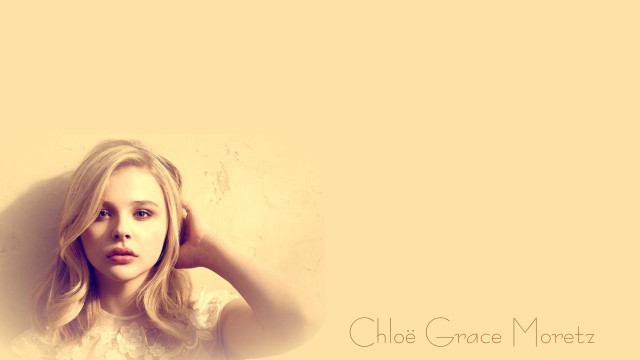 Blonde woman posing picture hand #3 free wallpaper for desktop - medium preview image