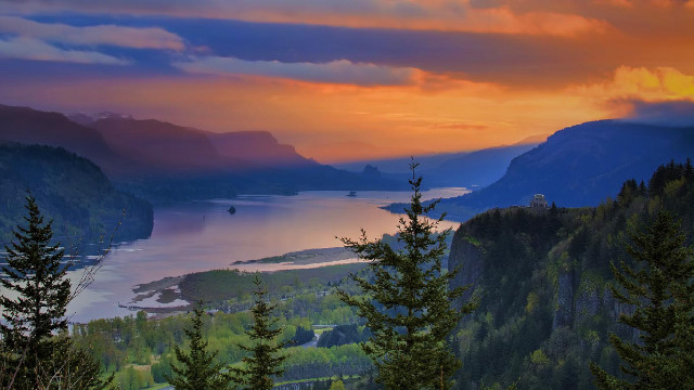 Sunset lake mountains boat trees free wallpaper for desktop - medium preview image