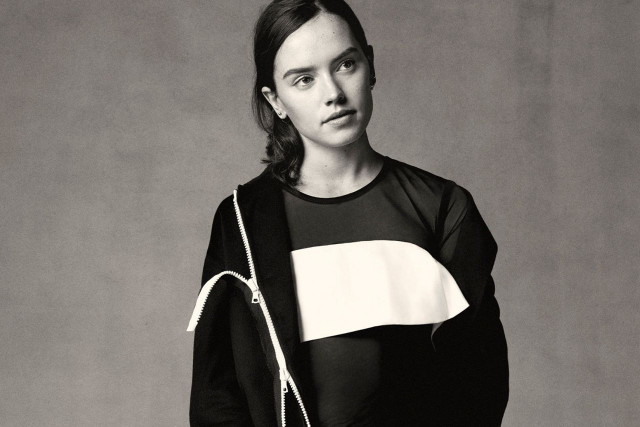 Woman black white dress holding free wallpaper for desktop - medium preview image