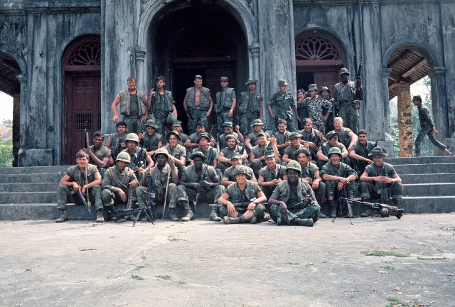 Soldiers group photo building door free wallpaper for desktop - medium preview image