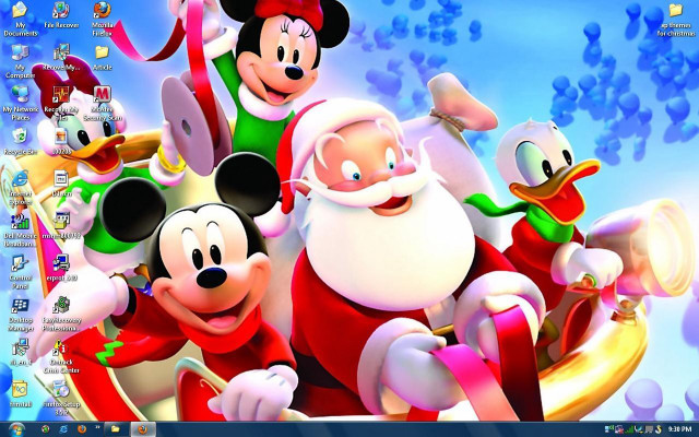 Desktop santa mickey mouse background free wallpaper for desktop - medium preview image