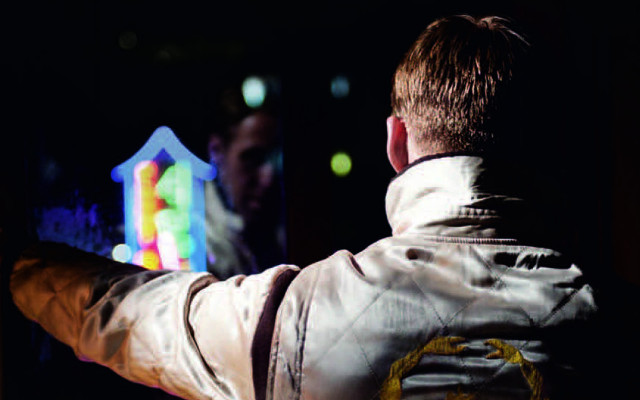 Man white jacket playing video free wallpaper for desktop - medium preview image