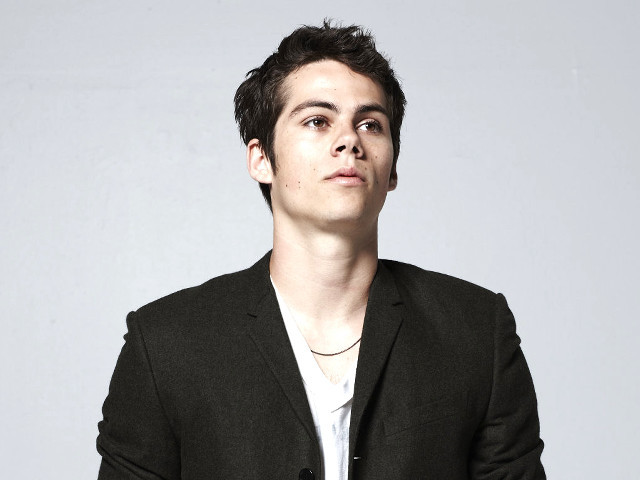 Dom qwek handsome man in free wallpaper for desktop - medium preview image