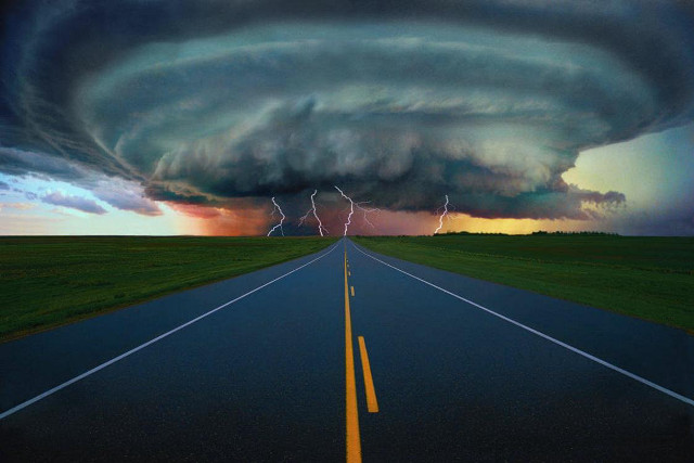 Stormy road lightning field grass free wallpaper for desktop - medium preview image