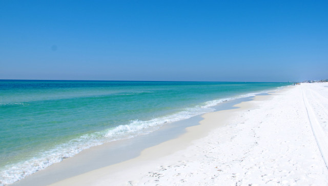 Beach white sand blue water #5 free wallpaper for desktop - medium preview image