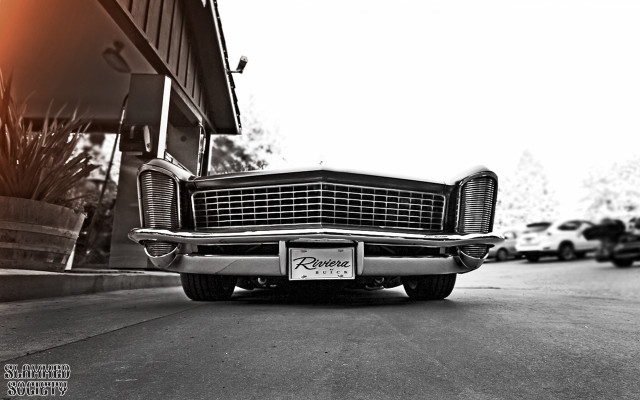 Classic car parked road building free wallpaper for desktop - medium preview image