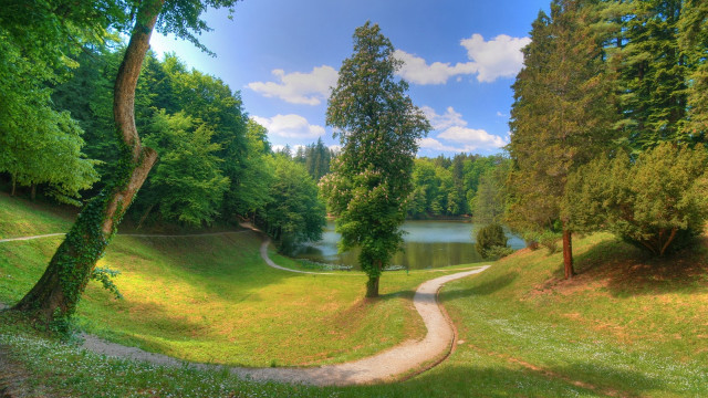 Park path lake trees scenery free wallpaper for desktop - medium preview image