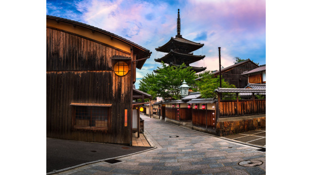 Street pagoda cloudy sky buildings free wallpaper for desktop - medium preview image