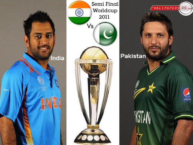 Men trophy standing background image free wallpaper for desktop - medium preview image