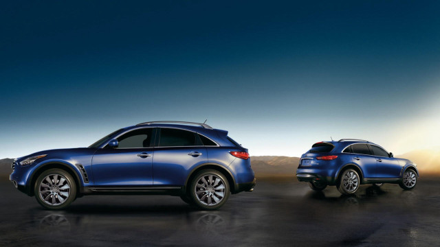 Two blue cars parking lot free wallpaper for desktop - medium preview image