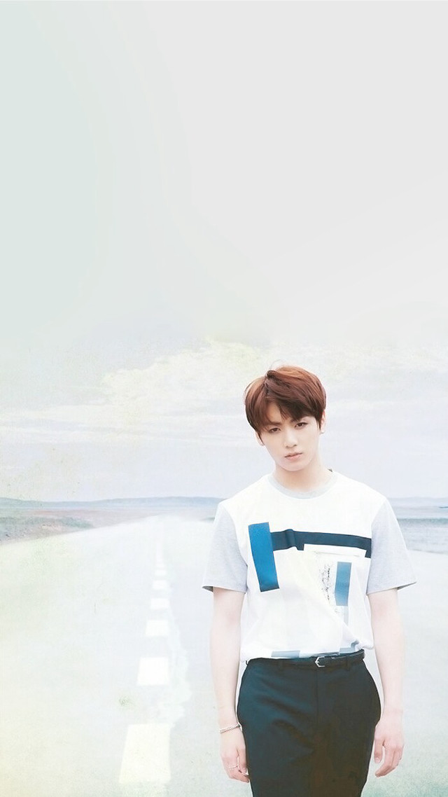 Man standing road ocean shirt free wallpaper for mobile - medium preview image