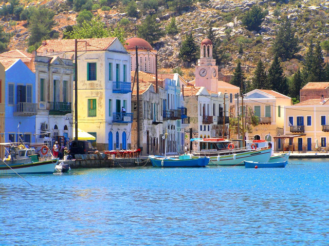 Boats lake hillside trees buildings free wallpaper for desktop - medium preview image