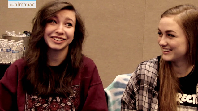 Girls smiling remote control camera free wallpaper for desktop - medium preview image