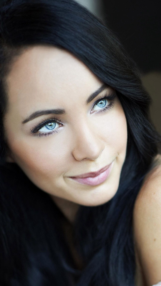 Woman long black hair blue #10 free wallpaper for mobile - medium preview image