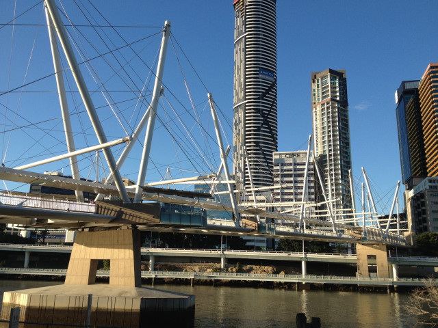 Bridge train building blue sky free wallpaper for desktop - medium preview image