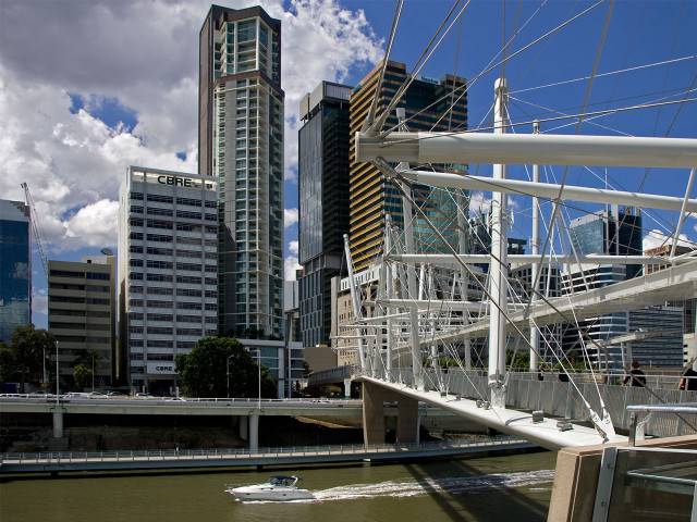 Boat river city buildings bridge free wallpaper for desktop - medium preview image