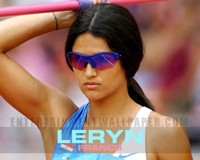 Woman sunglasses pink pole serious free wallpaper for desktop - medium preview image