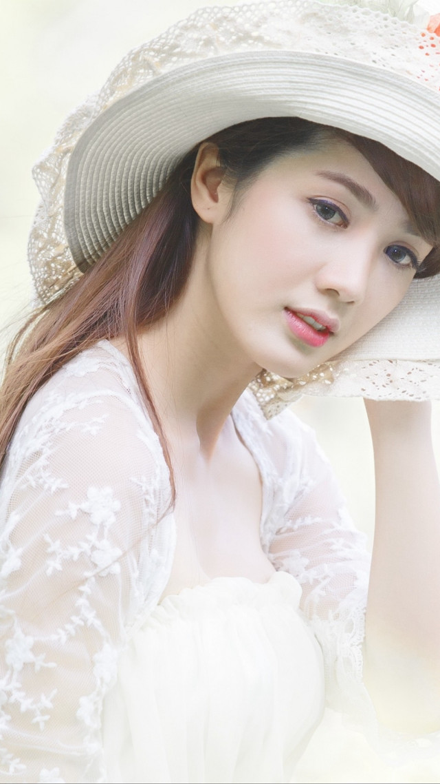 Woman white hat white dress free wallpaper for mobile - medium preview image