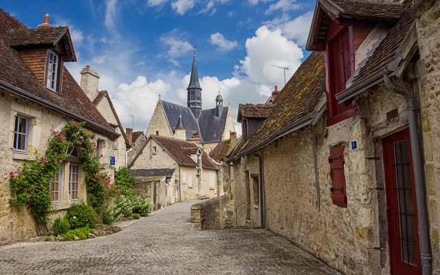 Cobblestone street church steeple walkway free wallpaper for desktop - medium preview image