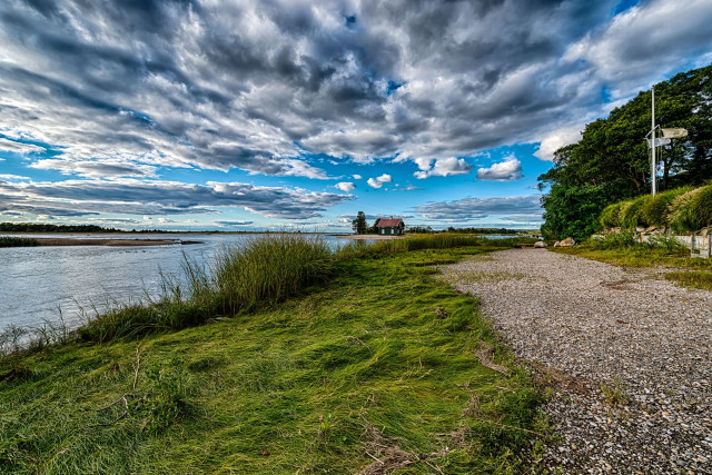 Path river house clouds grassy free wallpaper for desktop - medium preview image