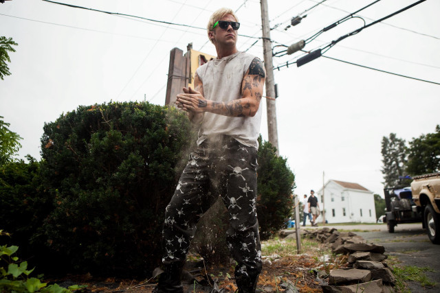 Man standing car baseball bat free wallpaper for desktop - medium preview image