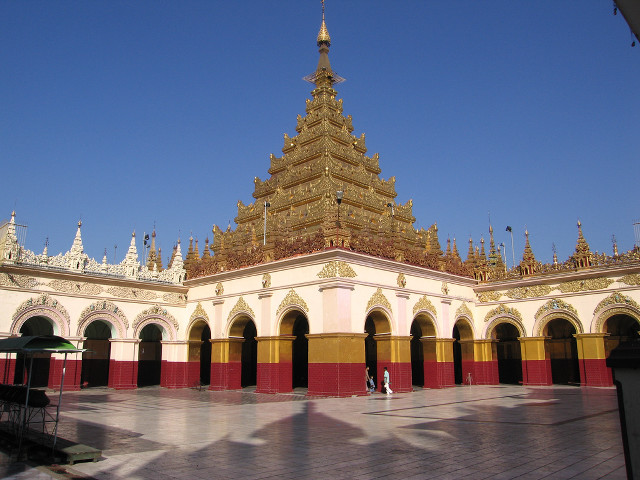 Large building tall tower courtyard free wallpaper for desktop - medium preview image