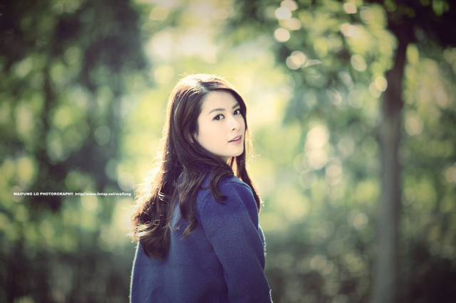 Woman forest sunlight portrait bokeh free wallpaper for desktop - medium preview image