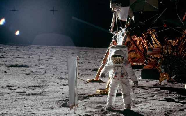 Astronaut moon flag pole flag #2 free wallpaper for desktop - medium preview image