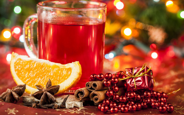 Glass tea orange cinnamon christmas free wallpaper for desktop - medium preview image