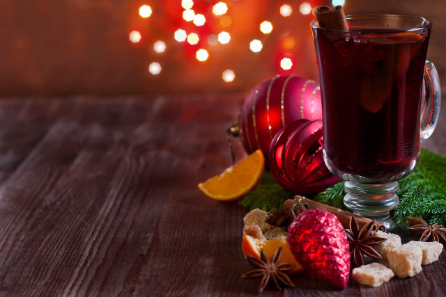 Mulled wine orange slices spices free wallpaper for desktop - medium preview image